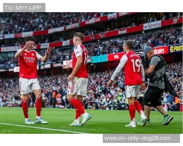 4-1,阿森纳大胜热刺,埃泽戴帽,理查利森飙超远吊射国际波 4-1,阿森纳大胜热刺,埃泽戴帽,理查利森飙超远吊射国际波